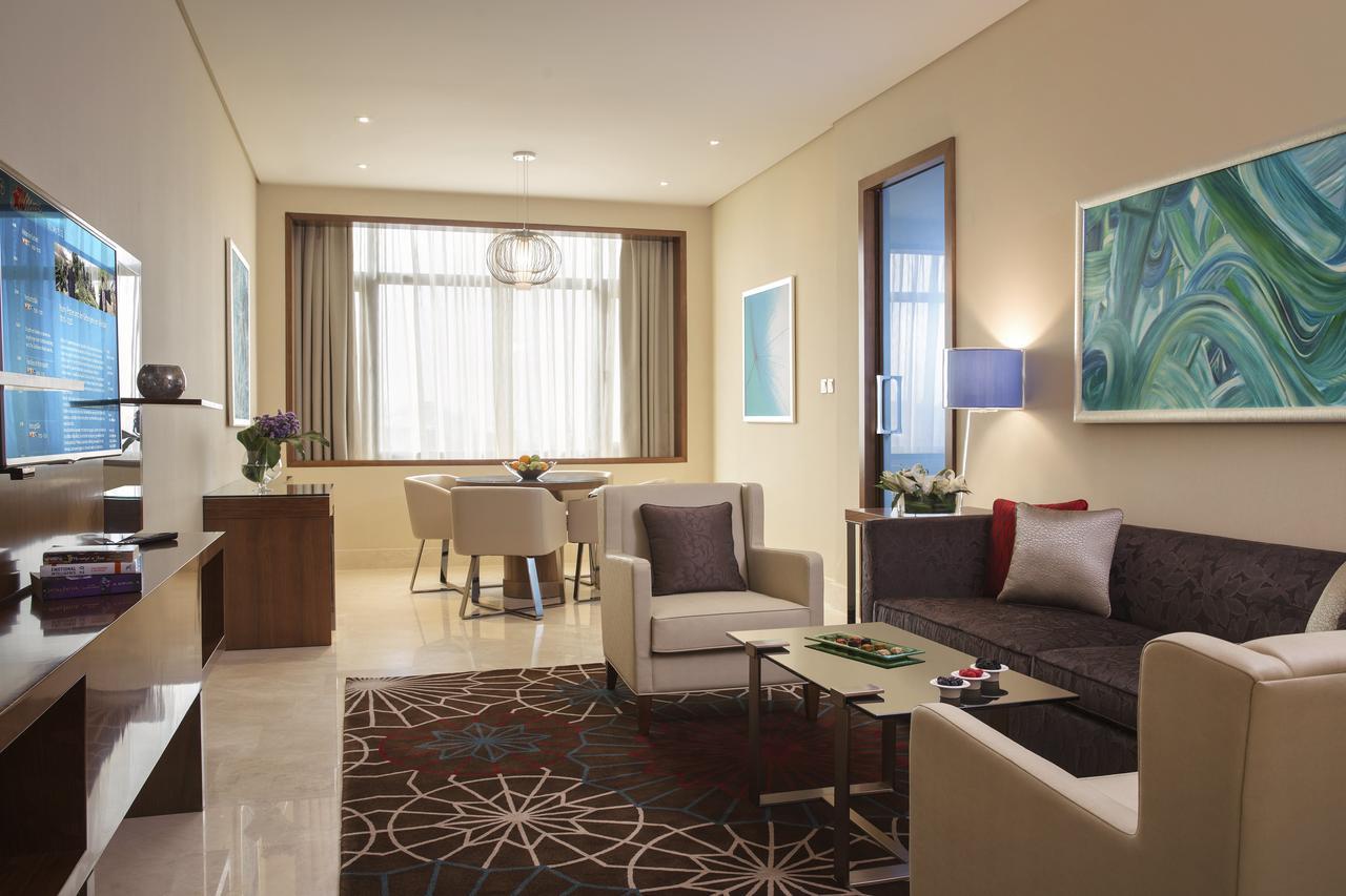 Rosh Rayhaan By Rotana Hotel Riyadh Exterior photo A living room